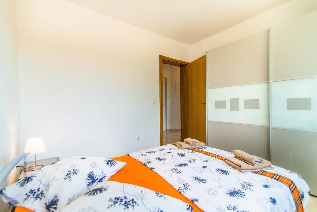 2 Apartment *