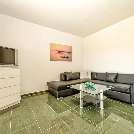 Apartment Una 2 Pula Exterior photo