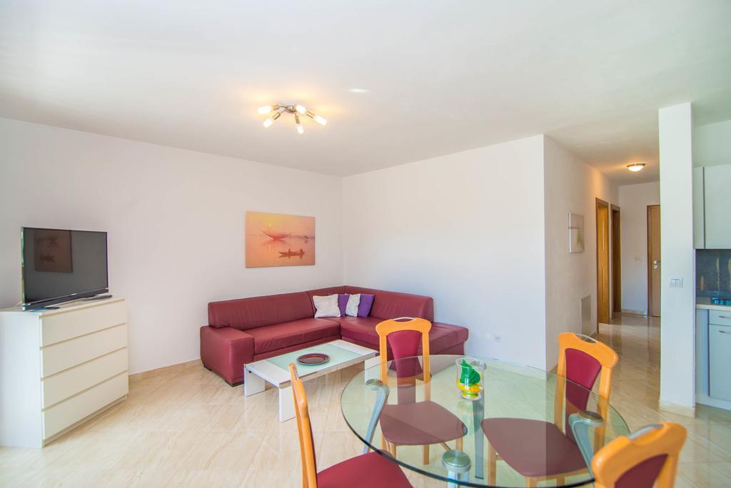 Apartment 2